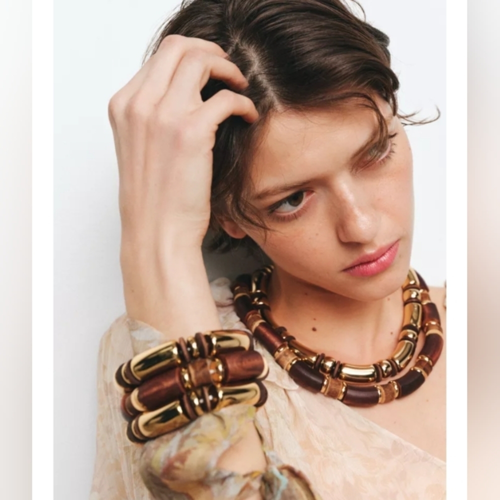 Zara‎ Pack Of 2 Combined Wood Necklaces - Picture 2 of 4